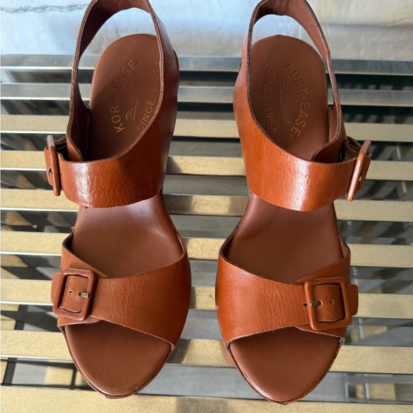 Kork-Ease Women\'s Brown Leather Wedge Sandals